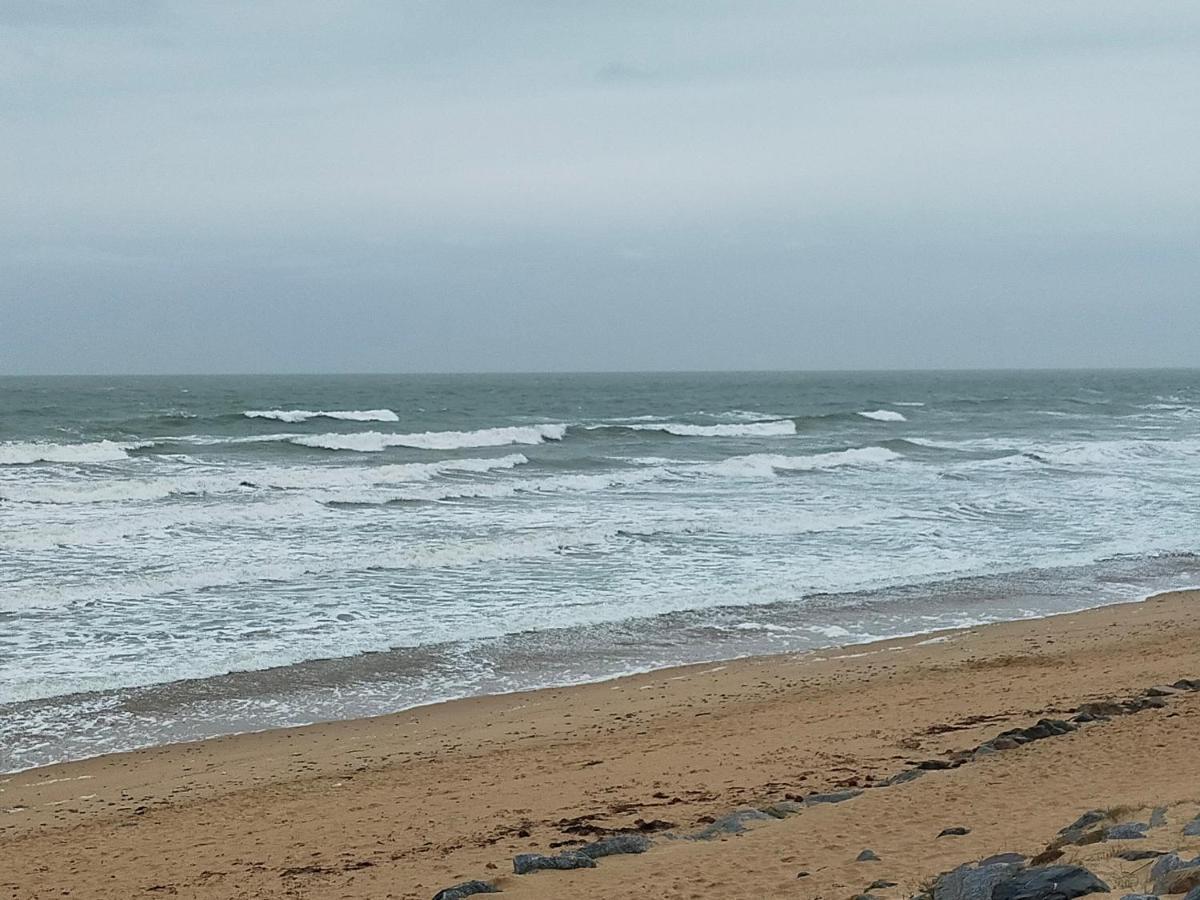 Appart Bord De Mer, 6 Places, Plage, Dune, Parking Gratuit, Rez De Chaussee Сент-Илер-де-Рие Екстериор снимка
